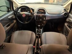 FIAT PUNTO 1.4 ATTRACTIVE ITALIA 8V FLEX 4P MANUAL 2013/2014 LUCAS AUTOMÓVEIS BOM RETIRO DO SUL / Carros no Vale