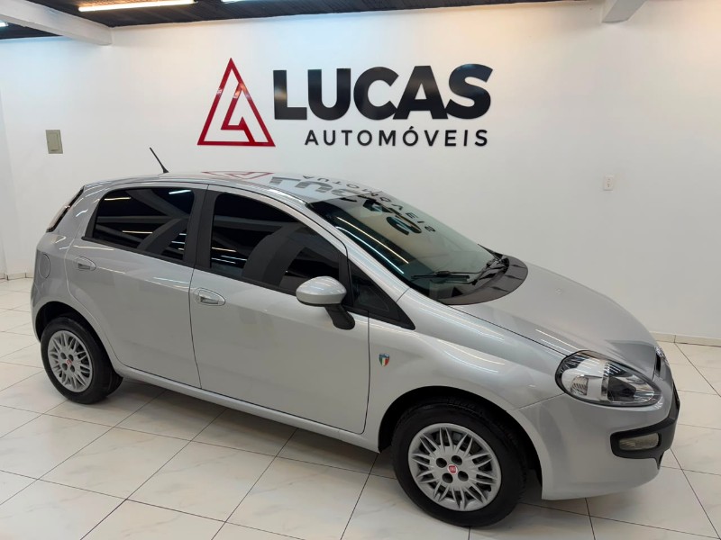 FIAT PUNTO 1.4 ATTRACTIVE ITALIA 8V FLEX 4P MANUAL 2013/2014 LUCAS AUTOMÓVEIS BOM RETIRO DO SUL / Carros no Vale