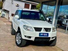 MITSUBISHI PAJERO TR4 2.0 4X4 16V 2013 2013/2013 SÉTIMA VEÍCULOS GUAPORÉ / Carros no Vale