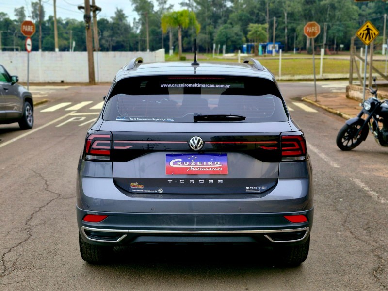 VOLKSWAGEN T-CROSS 1.0 200 TSI TOTAL FLEX COMFORTLINE AUTOMÁTICO 2019/2020 CRUZEIRO MULTIMARCAS CRUZEIRO DO SUL / Carros no Vale