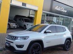JEEP COMPASS 2.0 16V FLEX LONGITUDE AUTOMÁTICO 2018/2018 AUTO SHOW SANTA CRUZ DO SUL / Carros no Vale