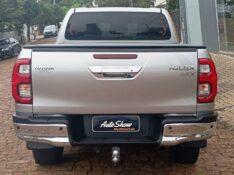 TOYOTA HILUX CD SRX 4X4 2.8 TDI 16V DIESEL AUT. /2022 AUTO SHOW SANTA CRUZ DO SUL / Carros no Vale