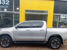 TOYOTA HILUX CD SRX 4X4 2.8 TDI 16V DIESEL AUT. /2022 AUTO SHOW SANTA CRUZ DO SUL / Carros no Vale