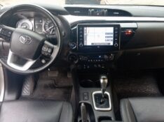 TOYOTA HILUX CD SRX 4X4 2.8 TDI 16V DIESEL AUT. /2022 AUTO SHOW SANTA CRUZ DO SUL / Carros no Vale