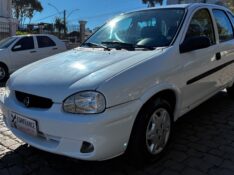 CHEVROLET CORSA HATCH CORSA WIND 1.0 MPFI 4P 2001/2001 COMPLETO VEÍCULOS GUAPORÉ / Carros no Vale