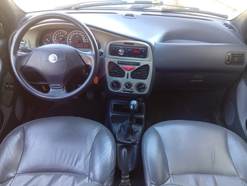 FIAT PALIO WEEKEND 1.6 2000/2001 ALTERNATIVA VEÍCULOS LAJEADO / Carros no Vale