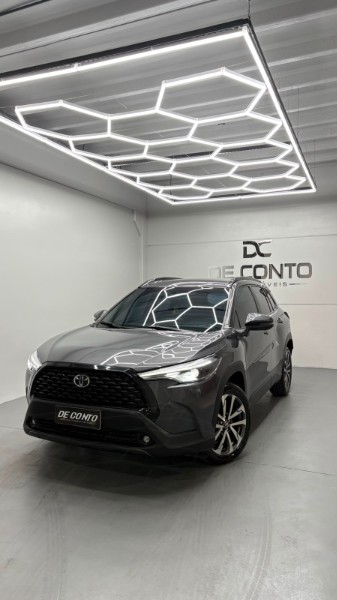 TOYOTA COROLLA CROSS XRE /2022 DE CONTO AUTOMÓVEIS SARANDI / Carros no Vale TOYOTA COROLLA CROSS XRE /2022 DE CONTO AUTOMÓVEIS SARANDI / Carros no Vale