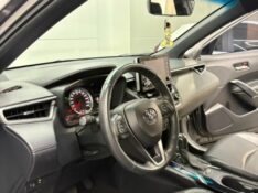 TOYOTA COROLLA CROSS XRE /2022 DE CONTO AUTOMÓVEIS SARANDI / Carros no Vale