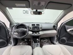 TOYOTA RAV4 2.4 4X2 16V /2011 DE CONTO AUTOMÓVEIS SARANDI / Carros no Vale