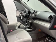 TOYOTA RAV4 2.4 4X2 16V /2011 DE CONTO AUTOMÓVEIS SARANDI / Carros no Vale