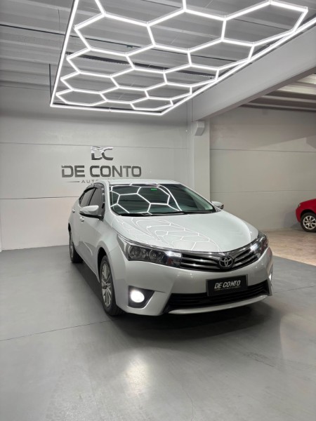 TOYOTA COROLLA 1.8 XEI 16V /2017 DE CONTO AUTOMÓVEIS SARANDI / Carros no Vale TOYOTA COROLLA 1.8 XEI 16V /2017 DE CONTO AUTOMÓVEIS SARANDI / Carros no Vale