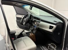 TOYOTA COROLLA 1.8 XEI 16V /2017 DE CONTO AUTOMÓVEIS SARANDI / Carros no Vale