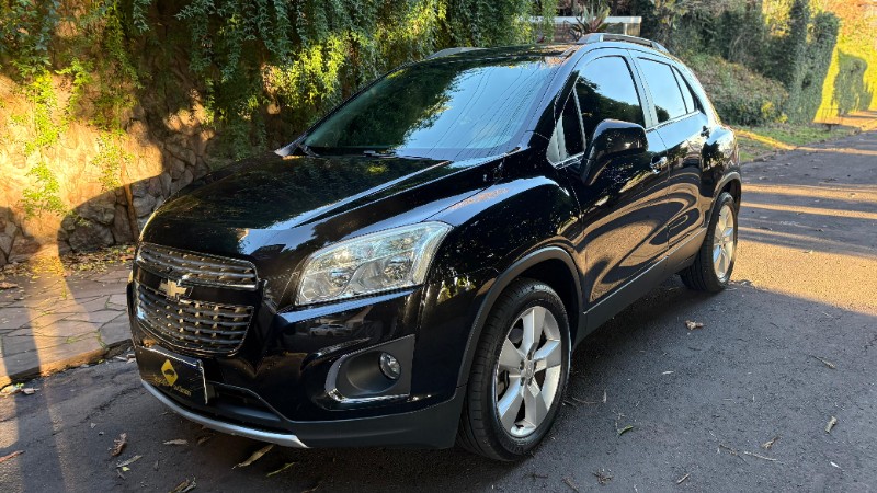 CHEVROLET TRACKER LTZ 1.8 AT 2013/2014 ESTAÇÃO DO CARRO ESTRELA / Carros no Vale