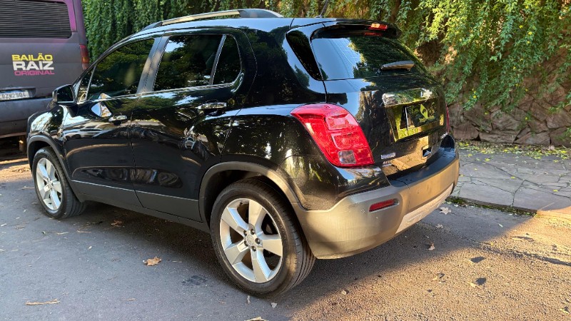 CHEVROLET TRACKER LTZ 1.8 AT 2013/2014 ESTAÇÃO DO CARRO ESTRELA / Carros no Vale