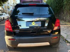 CHEVROLET TRACKER LTZ 1.8 AT 2013/2014 ESTAÇÃO DO CARRO ESTRELA / Carros no Vale