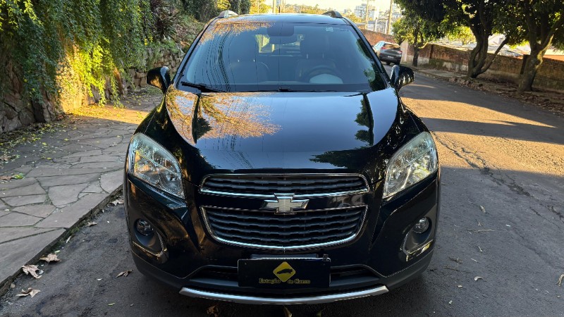 CHEVROLET TRACKER LTZ 1.8 AT 2013/2014 ESTAÇÃO DO CARRO ESTRELA / Carros no Vale