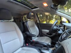 CHEVROLET TRACKER LTZ 1.8 AT 2013/2014 ESTAÇÃO DO CARRO ESTRELA / Carros no Vale