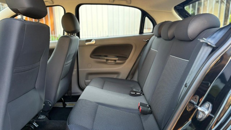 VOLKSWAGEN GOL COMFORTLINE 1.6 2016/2017 ESTAÇÃO DO CARRO ESTRELA / Carros no Vale