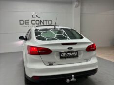 FORD FOCUS 2.0 TITANIUM PLUS 16V /2018 DE CONTO AUTOMÓVEIS SARANDI / Carros no Vale