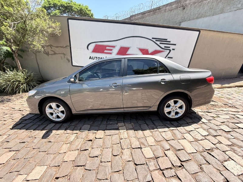 TOYOTA COROLLA 1.8 XEI 16V FLEX 4P AUTOMÁTICO 2010/2010 ELY AUTOMÓVEIS LAJEADO / Carros no Vale