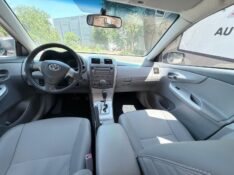 TOYOTA COROLLA 1.8 XEI 16V FLEX 4P AUTOMÁTICO 2010/2010 ELY AUTOMÓVEIS LAJEADO / Carros no Vale