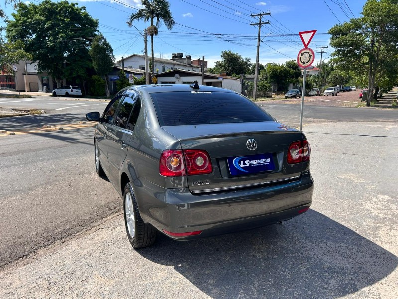 VOLKSWAGEN POLO SEDAN COMFORTLINE 1.6 MI 8V TOTAL FLEX 2014/2014 LS MULTIMARCAS VENÂNCIO AIRES / Carros no Vale VOLKSWAGEN POLO SEDAN COMFORTLINE 1.6 MI 8V TOTAL FLEX 2014/2014 LS MULTIMARCAS VENÂNCIO AIRES / Carros no Vale