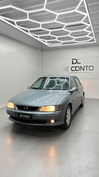 CHEVROLET VECTRA 2.2 CHALLENGE 16V /2001 DE CONTO AUTOMÓVEIS SARANDI / Carros no Vale