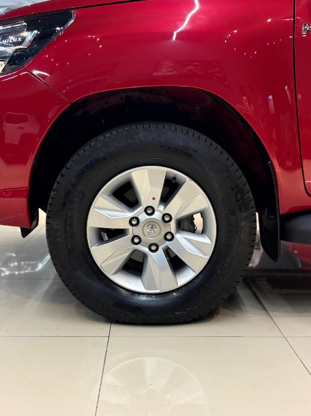 TOYOTA HILLUX CD SRV 2018/2019 JM AUTOMÓVEIS VENÂNCIO AIRES / Carros no Vale