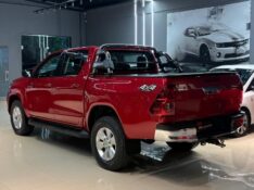 TOYOTA HILLUX CD SRV 2018/2019 JM AUTOMÓVEIS VENÂNCIO AIRES / Carros no Vale