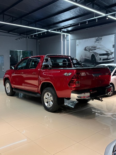 TOYOTA HILLUX CD SRV 2018/2019 JM AUTOMÓVEIS VENÂNCIO AIRES / Carros no Vale