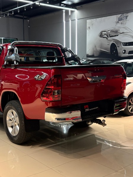 TOYOTA HILLUX CD SRV 2018/2019 JM AUTOMÓVEIS VENÂNCIO AIRES / Carros no Vale