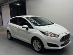 FORD FIESTA 1.5 SE HATCH 16V FLEX 4P MANUAL /2016 DE CONTO AUTOMÓVEIS SARANDI / Carros no Vale