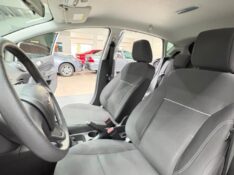 FORD FIESTA 1.5 SE HATCH 16V FLEX 4P MANUAL /2016 DE CONTO AUTOMÓVEIS SARANDI / Carros no Vale