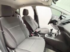 FORD FIESTA 1.5 SE HATCH 16V FLEX 4P MANUAL /2016 DE CONTO AUTOMÓVEIS SARANDI / Carros no Vale