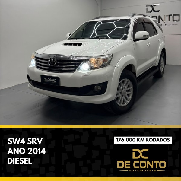 TOYOTA HILUX SW4 3.0 SRV 4X4 7 LUGARES 16V TURBO INTERCOOLER DIESEL 4P AUT /2014 DE CONTO AUTOMÓVEIS SARANDI / Carros no Vale TOYOTA HILUX SW4 3.0 SRV 4X4 7 LUGARES 16V TURBO INTERCOOLER DIESEL 4P AUT /2014 DE CONTO AUTOMÓVEIS SARANDI / Carros no Vale