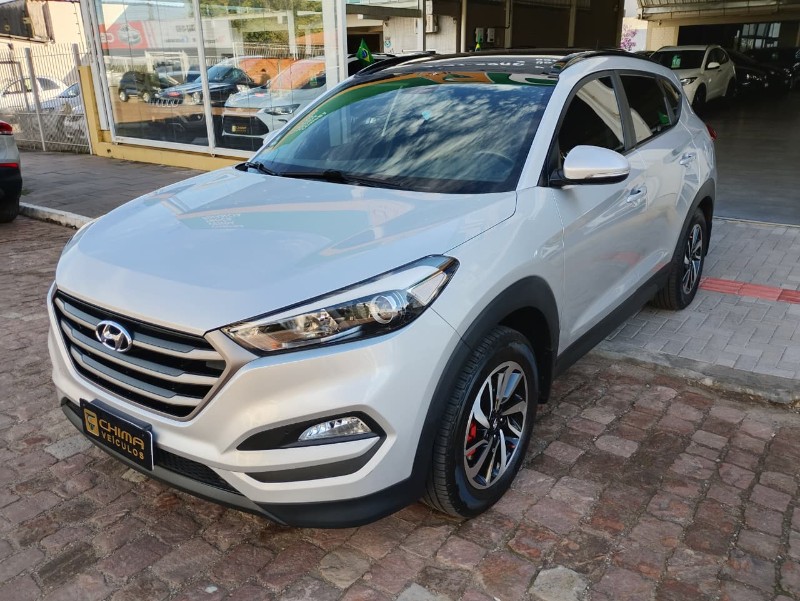 HYUNDAI NEW TUCSON 1.6 TURBO GDI /2020 CHIMA VEÍCULOS VENÂNCIO AIRES / Carros no Vale HYUNDAI NEW TUCSON 1.6 TURBO GDI /2020 CHIMA VEÍCULOS VENÂNCIO AIRES / Carros no Vale
