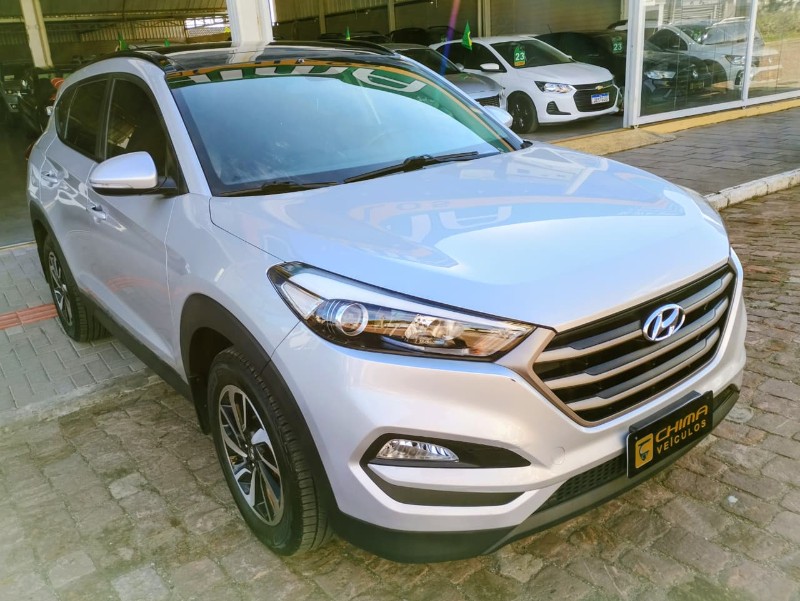 HYUNDAI NEW TUCSON 1.6 TURBO GDI /2020 CHIMA VEÍCULOS VENÂNCIO AIRES / Carros no Vale HYUNDAI NEW TUCSON 1.6 TURBO GDI /2020 CHIMA VEÍCULOS VENÂNCIO AIRES / Carros no Vale