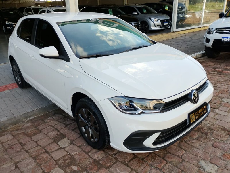 VOLKSWAGEN POLO MPI 1.0 12V FLEX /2023 CHIMA VEÍCULOS VENÂNCIO AIRES / Carros no Vale