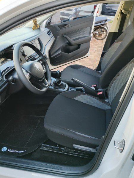 VOLKSWAGEN POLO MPI 1.0 12V FLEX /2023 CHIMA VEÍCULOS VENÂNCIO AIRES / Carros no Vale