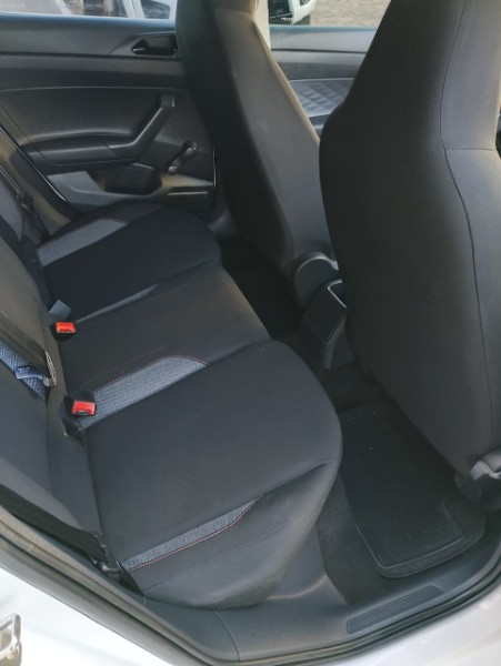 VOLKSWAGEN POLO MPI 1.0 12V FLEX /2023 CHIMA VEÍCULOS VENÂNCIO AIRES / Carros no Vale