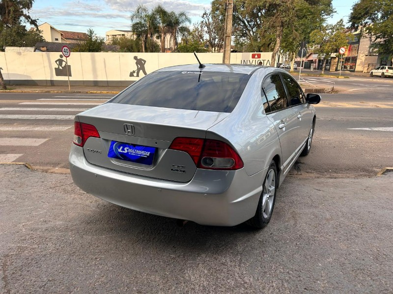 HONDA CIVIC SEDAN LXS 1.8 2008/2008 LS MULTIMARCAS VENÂNCIO AIRES / Carros no Vale