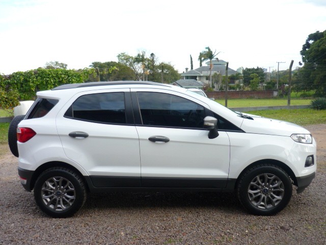 FORD ECOSPORT FREESTYLE 1.6 16V FLEX 5P 2014/2015 PREMIUM AUTOMÓVEIS ARROIO DO MEIO / Carros no Vale FORD ECOSPORT FREESTYLE 1.6 16V FLEX 5P 2014/2015 PREMIUM AUTOMÓVEIS ARROIO DO MEIO / Carros no Vale