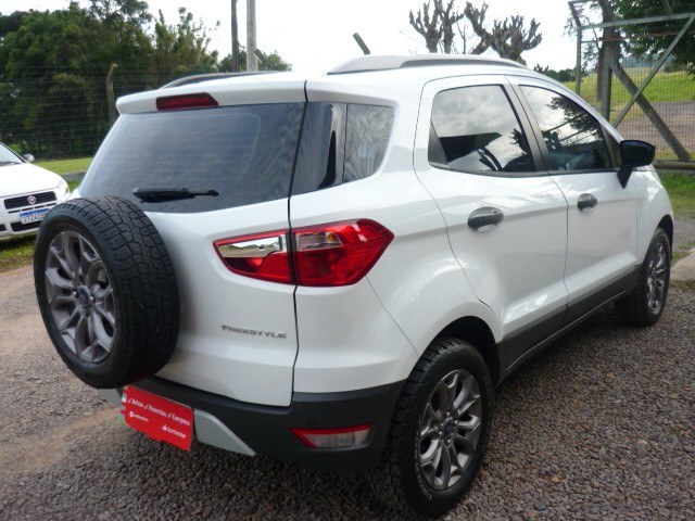 FORD ECOSPORT FREESTYLE 1.6 16V FLEX 5P 2014/2015 PREMIUM AUTOMÓVEIS ARROIO DO MEIO / Carros no Vale FORD ECOSPORT FREESTYLE 1.6 16V FLEX 5P 2014/2015 PREMIUM AUTOMÓVEIS ARROIO DO MEIO / Carros no Vale