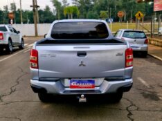 MITSUBISHI L200 TRITON SPORT GLX 2.4 CD DIESEL 2018 2019/2020 CRUZEIRO MULTIMARCAS CRUZEIRO DO SUL / Carros no Vale