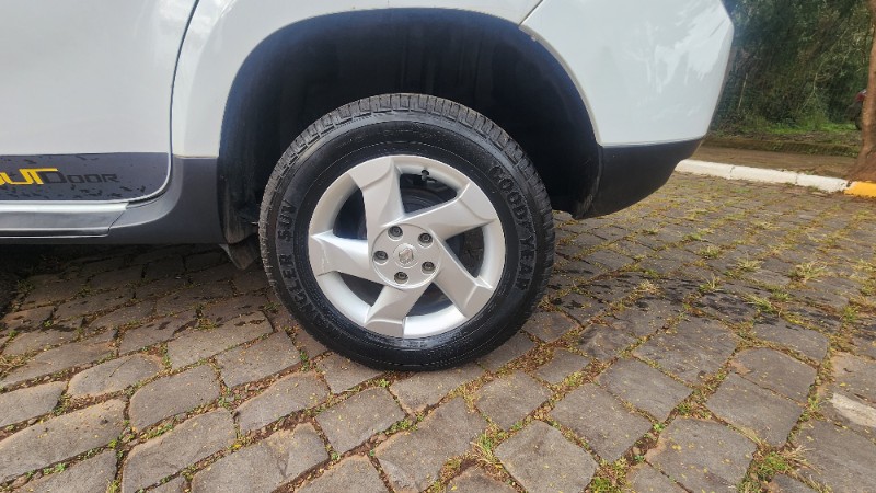 RENAULT DUSTER 1.6 EXPRESSION 2014/2015 FERNANDO AUTOMÓVEIS | REVENDA DE CARROS ARROIO DO MEIO ARROIO DO MEIO / Carros no Vale