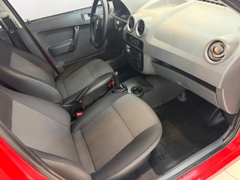 VOLKSWAGEN GOL CITY (TREND)/TITAN 1.0 T. FLEX 8V 4P 2013/2013 LUCAS AUTOMÓVEIS BOM RETIRO DO SUL / Carros no Vale