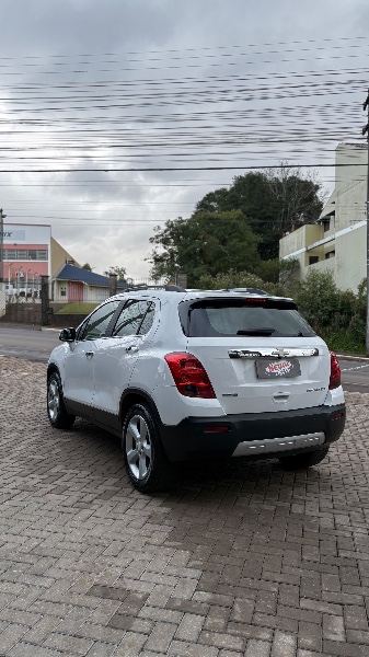 CHEVROLET TRACKER 1.8 LTZ 4X2 16V 2015 /2015 NEURI VEÍCULOS LAJEADO / Carros no Vale
