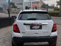 CHEVROLET TRACKER 1.8 LTZ 4X2 16V 2015 /2015 NEURI VEÍCULOS LAJEADO / Carros no Vale