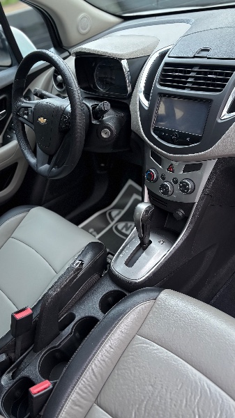 CHEVROLET TRACKER 1.8 LTZ 4X2 16V 2015 /2015 NEURI VEÍCULOS LAJEADO / Carros no Vale