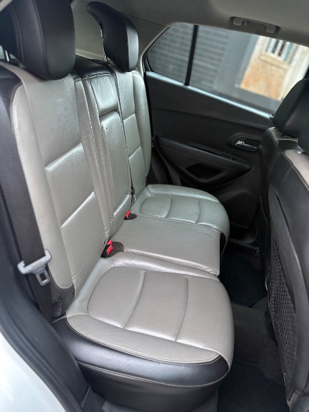 CHEVROLET TRACKER 1.8 LTZ 4X2 16V 2015 /2015 NEURI VEÍCULOS LAJEADO / Carros no Vale